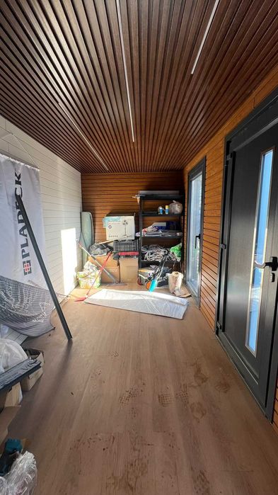 Две модулни сград - офис/жилище/лятна къща/шоуРум.