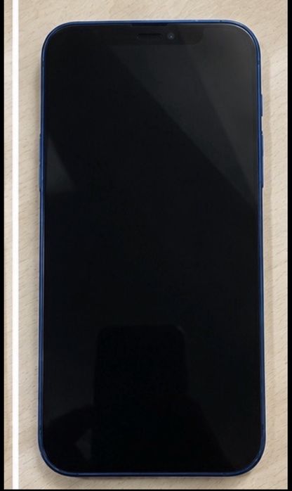 Iphone 12 в синем цвете