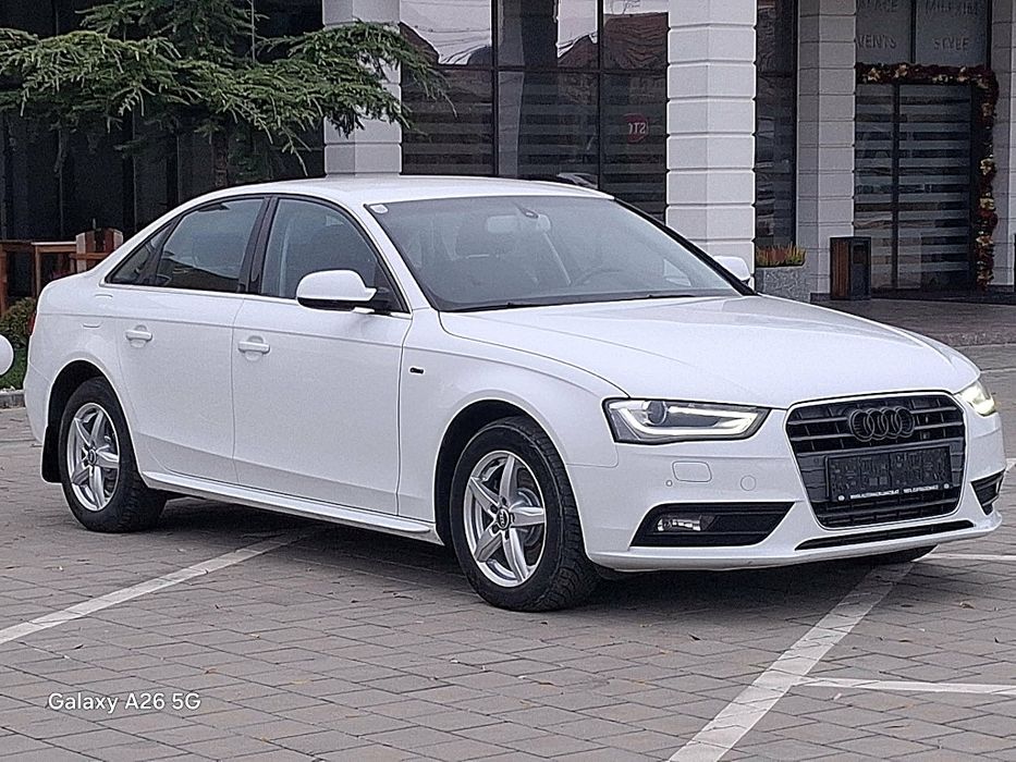 Audi A4 sline. 2.0 diesel euro 5 2013 xenon led