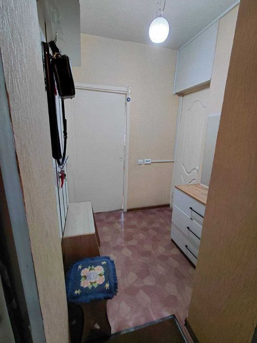 чиланзар 21 2-3-4, галерейка, 38м2,чистая квартира