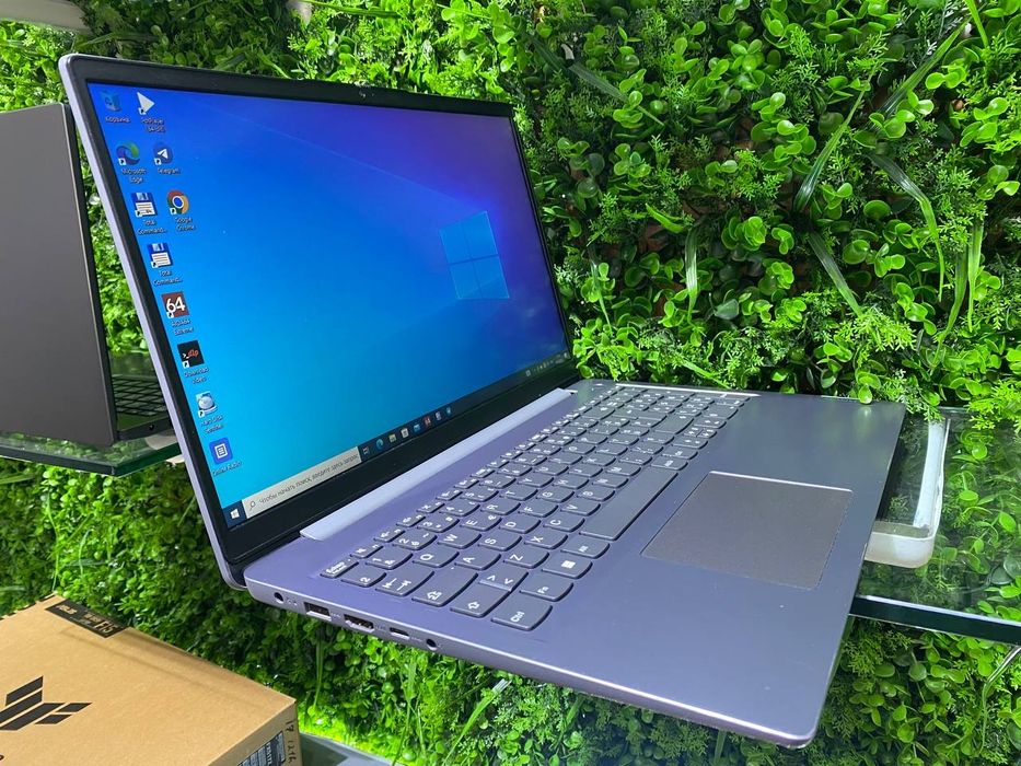 Lenovo core i3-1115G4 ddr4 4/256 SSD holati zor