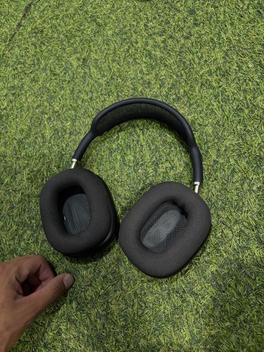 AirPods Max lux