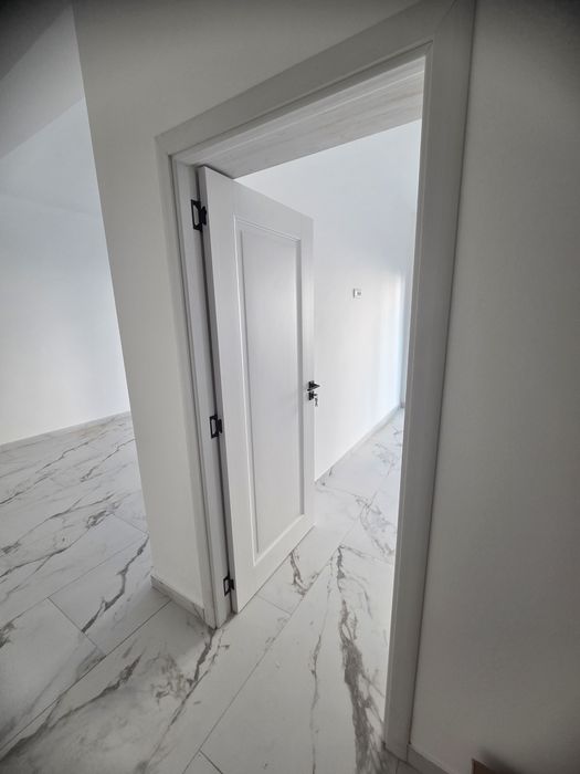 Vand apartament in bloc nou cu 1 loc de parcare inclus in pret