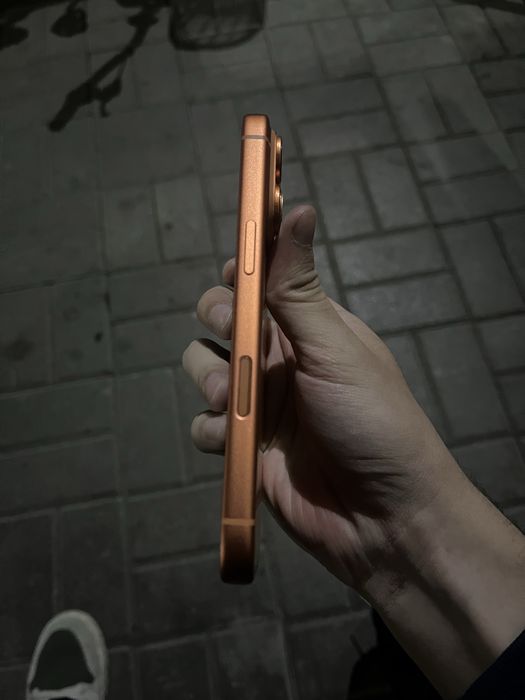 iphone 17 pro.