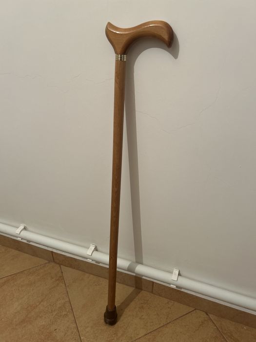 деревянная трость