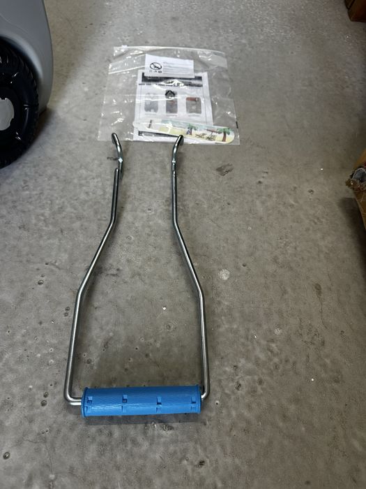 Преносим къмпинг резервоар за вода на колела 40L Outsunny