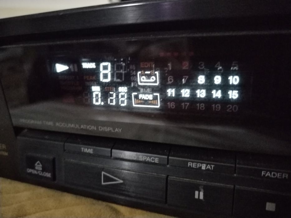 Cd player sony cdp-590 deck