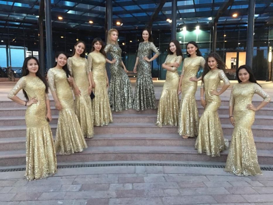 Новая вечерная платья