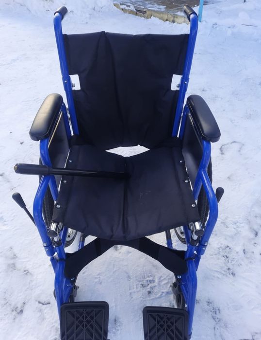 Инвалидная коляска