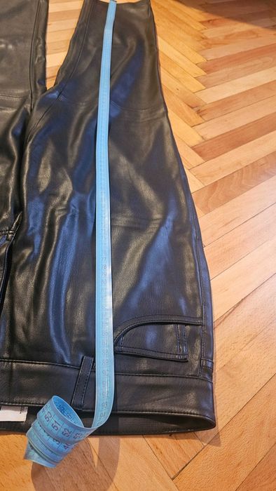 Pantaloni din Piele (Ecopiele) MANGO – Mărimea 40