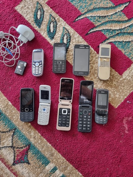Старые телофоны. Телефоны