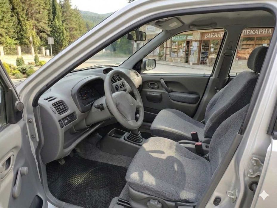 ПРОДАВА СЕ: 2001 Suzuki Ignis 1.3L – Изключително икономичен (LPG газова уредба)