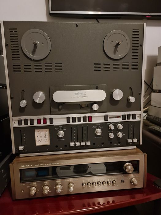 Magnetofon STUDER -  reVox A700
