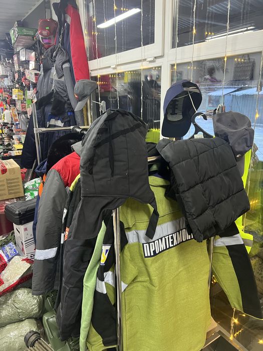 Робы .Рабочая спец.одежда .Комбезы