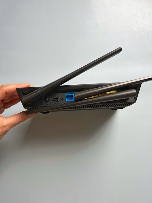 Router Wireless ASUS RT-AC1900U