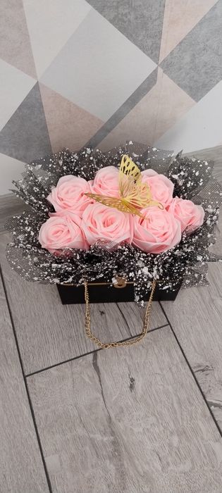 Букети за Свети Валентин и 8 Мар