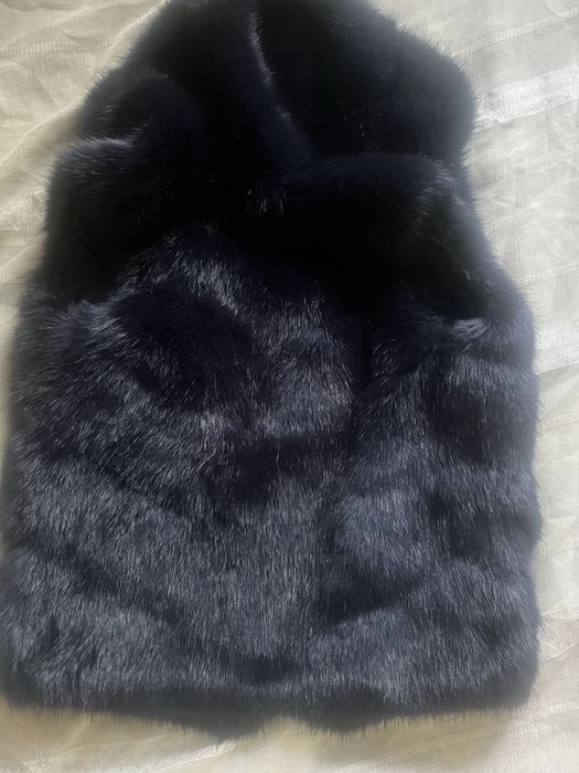 Продам меховой жилет