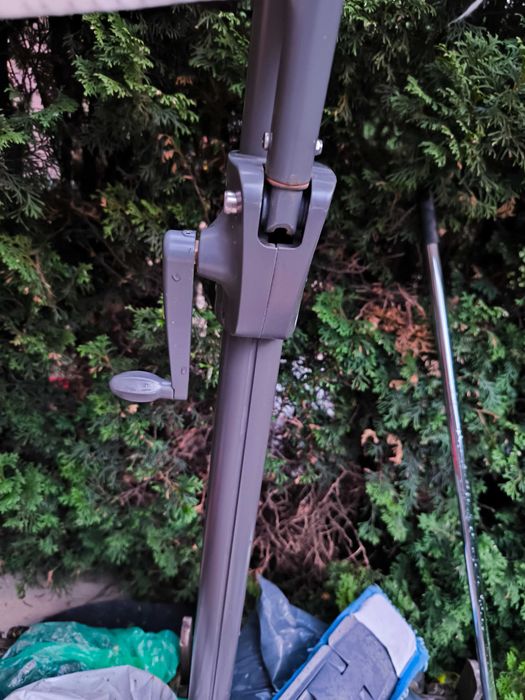 Градински чадър с алуминиева конструкция (диагонал 4 м)