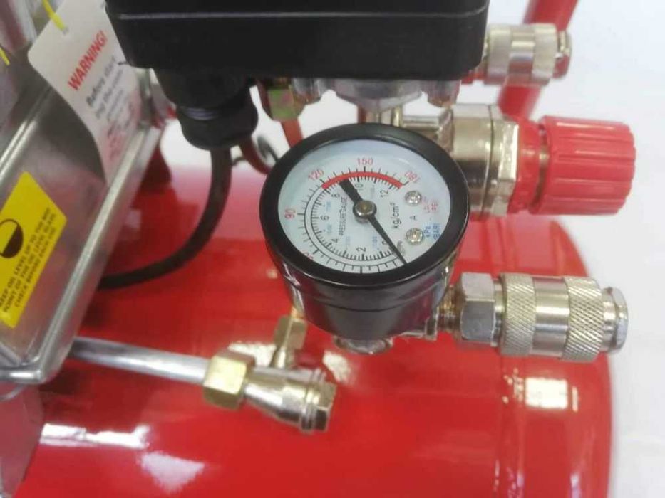 Kомпресор за въздух 50 литра, 8 бара, 178 л/мин - 2 години гаранция -