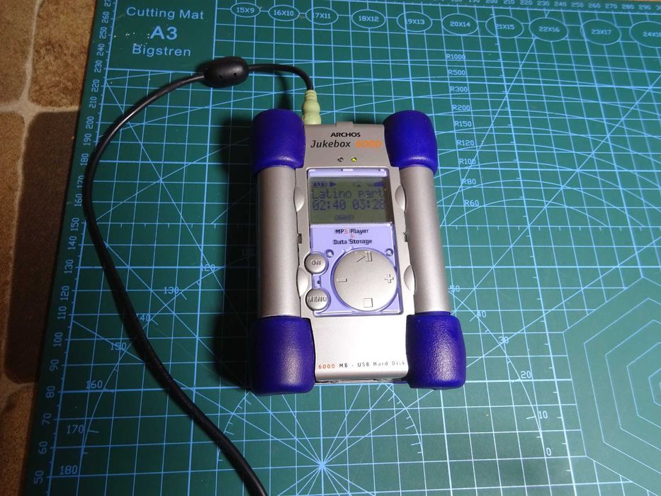 Mp3 player retro Archos Jukebox 6000 /anii 2000