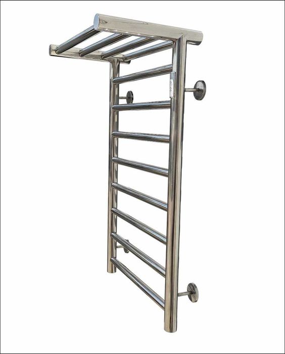 Полотенцесушитель с большой полочкой от производителя с гарантией.