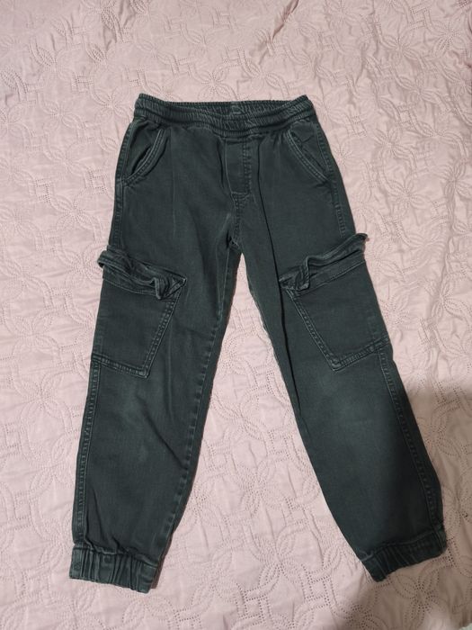 Дънки и панталони 122 размер момче