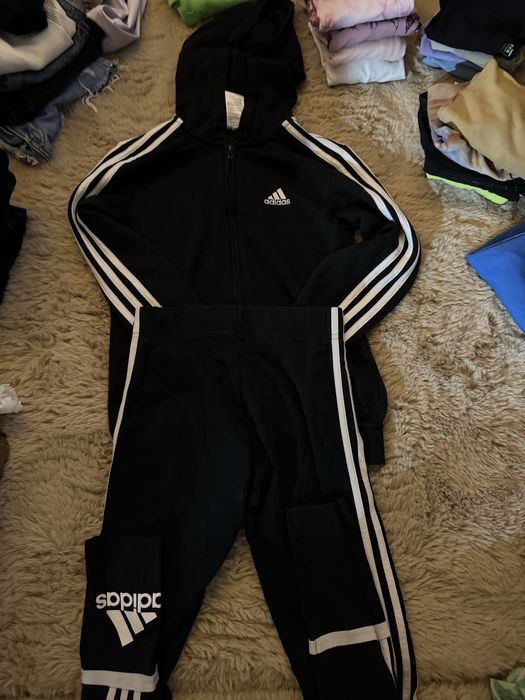 Trening Adidas,marimea xs