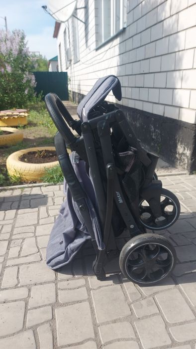 Продам две прогулочные коляски