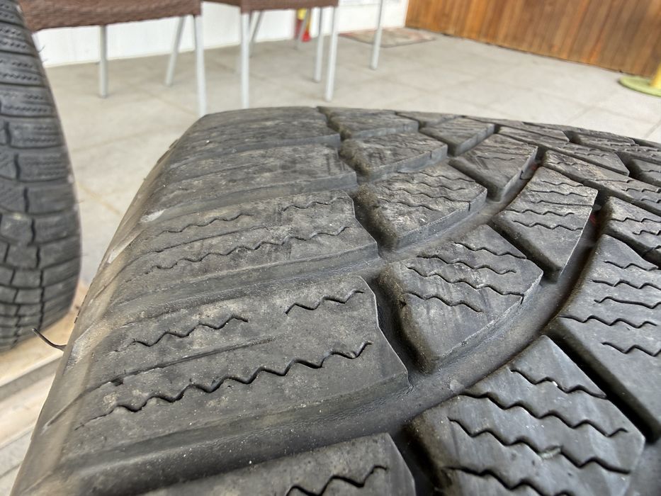 4бр. ОТЛИЧНИ Зимни Гуми С Борд 225/45R/17 XL -BRIDGESTONE- DOT:3619- 6.8мм+4.6мм
