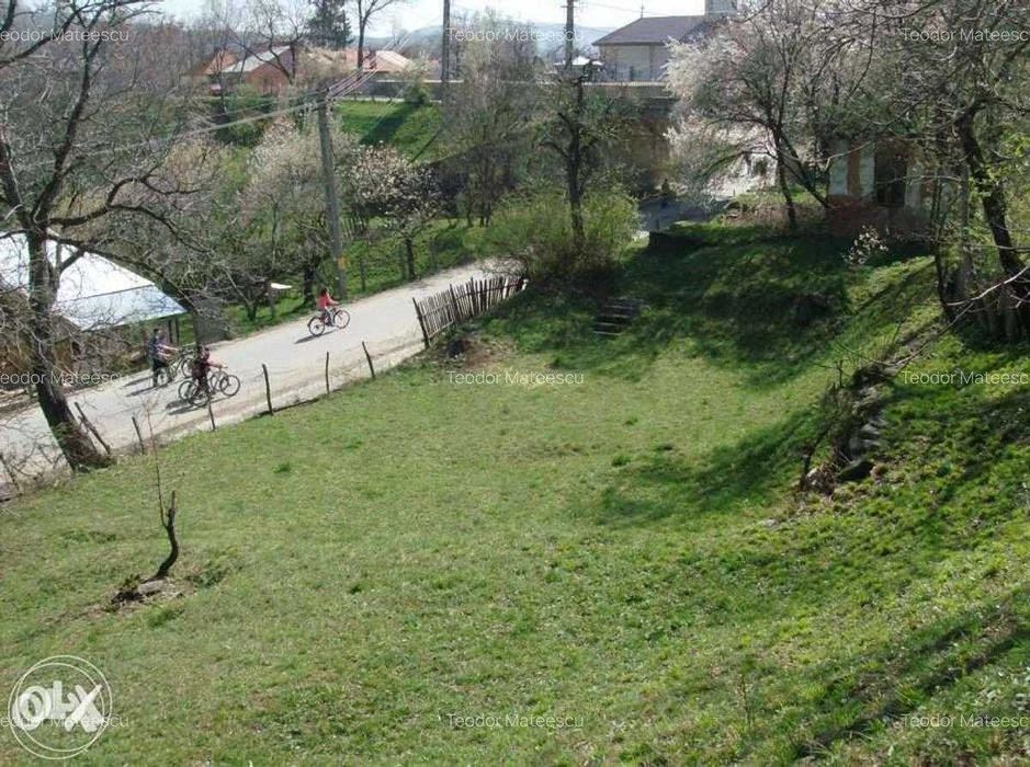 Vand Teren Intravilan Maneciu-Ungureni, Jud. Prahova