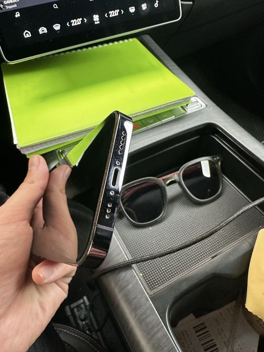 Продам iphone 14 pro 256gb