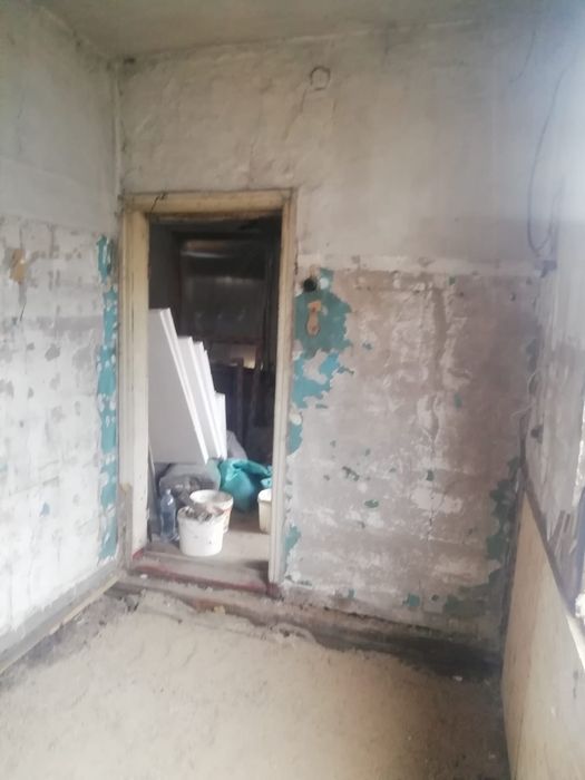 Продам пол дома срочно