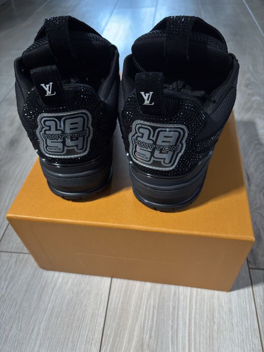 Louis Vuitton Skate Crystal LV