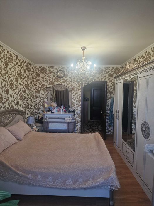 Продается квартира в сергели 2, 6 комнатная, 5 этаж 9-ти этажного дома