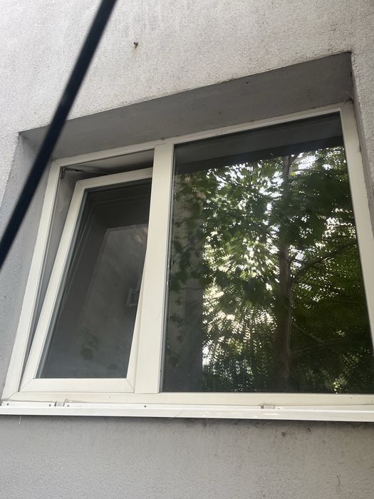 Ferestre termopan in stare foarte bună!