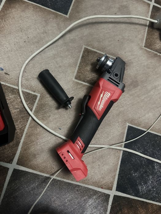 Инстумент гайковерт и болгарка