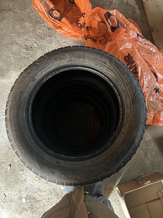 Продаю покрышку в хорем состоянии