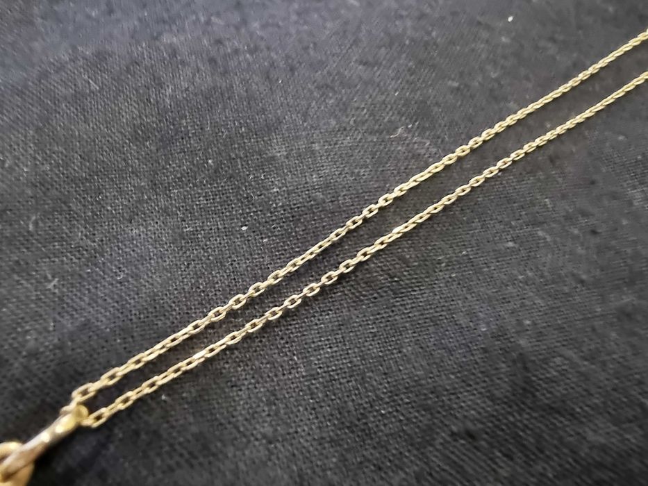 Златен Синджир, медальон