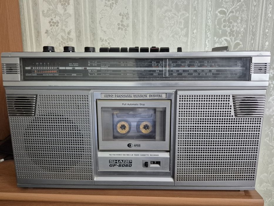SHARP GF-6060 радиокасетофон