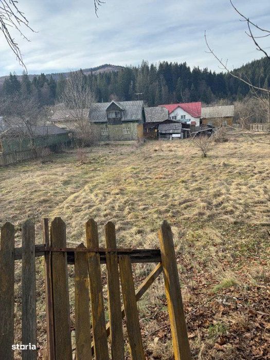 Casa batraneasca  , teren 2064mp, Sucevita