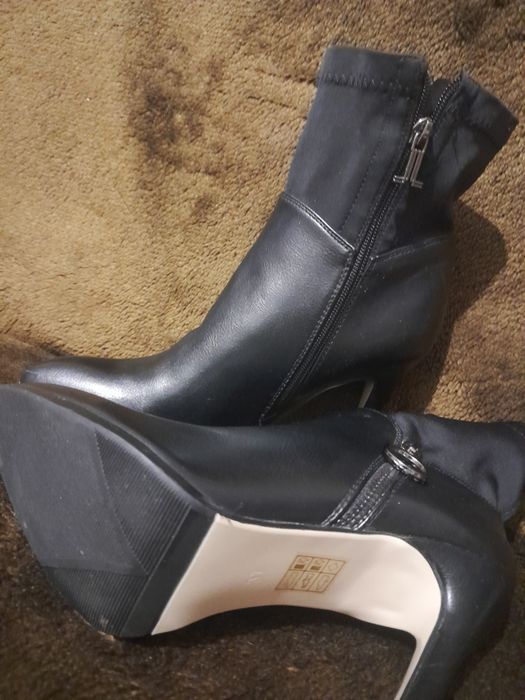 Ghete piele 37 Italia