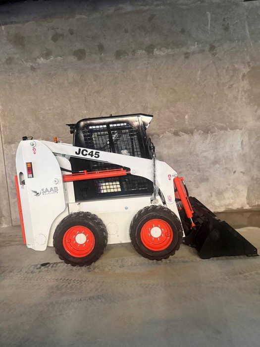Bobkat Bobket мини погрузчик JC45 Skid Steer Loader