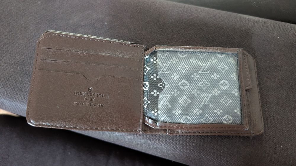 Portofel Louis Vuitton