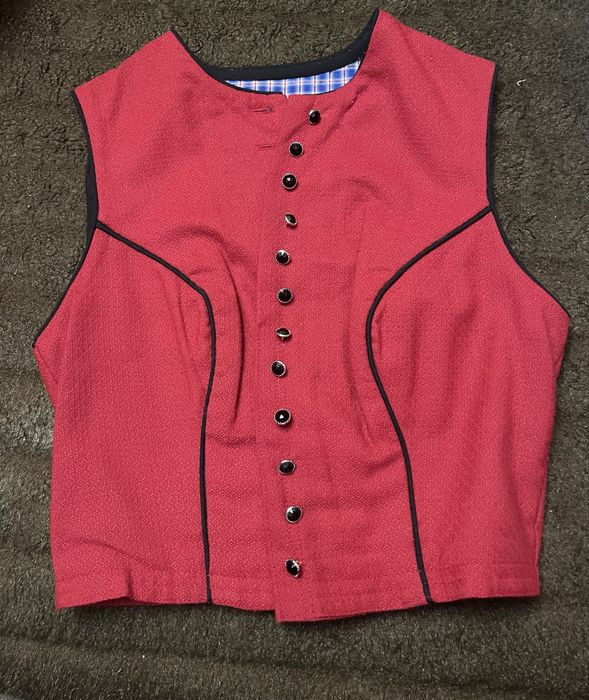 Vesta costum traditional