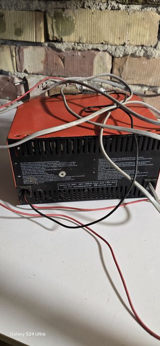 Зарядни за акумулатор