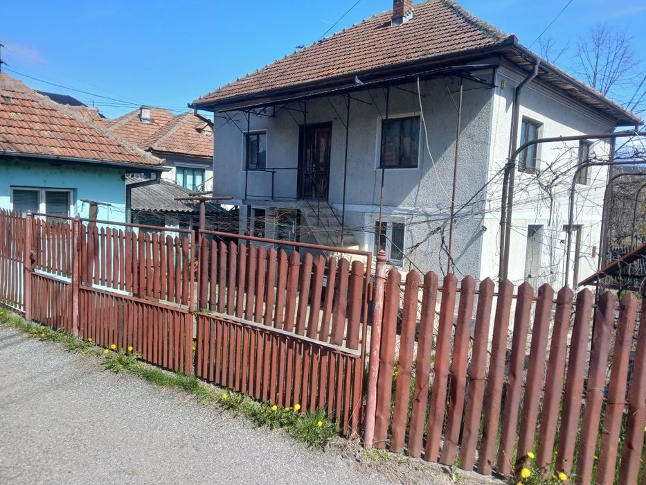 Vand Casa  Bujoreni Valcea