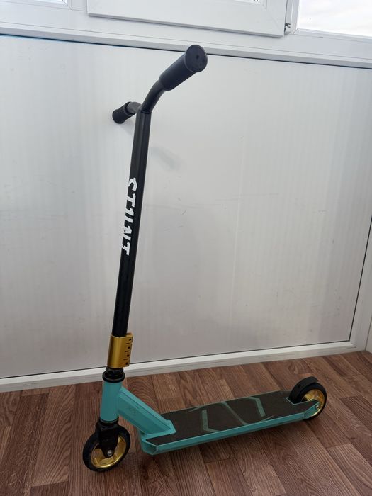 Самокат трюковой.                                                    .