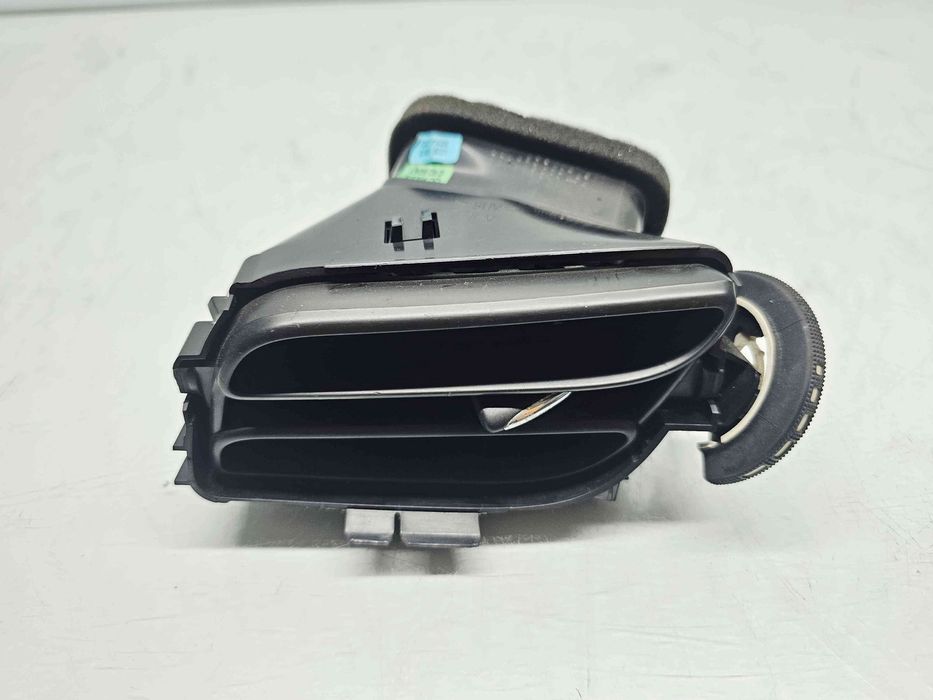 Grila aerisire stanga Citroen DS3 [Fabr 2009-2015] A1092112