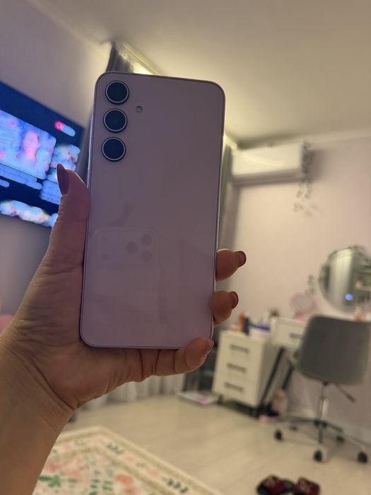 Продается новый телефон SAMSUNG A35 5G 256ГБ