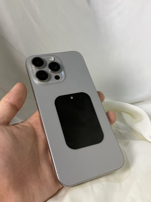 Айфон 15 про мах